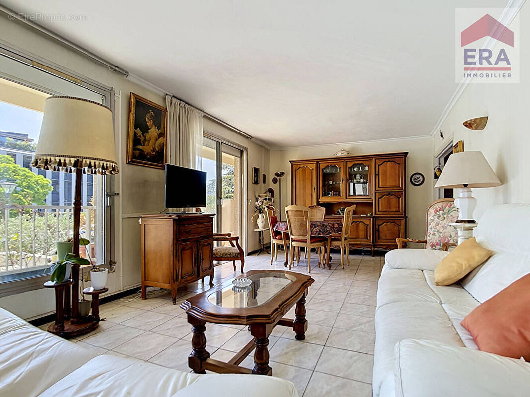 Appartement à MARSEILLE-9E