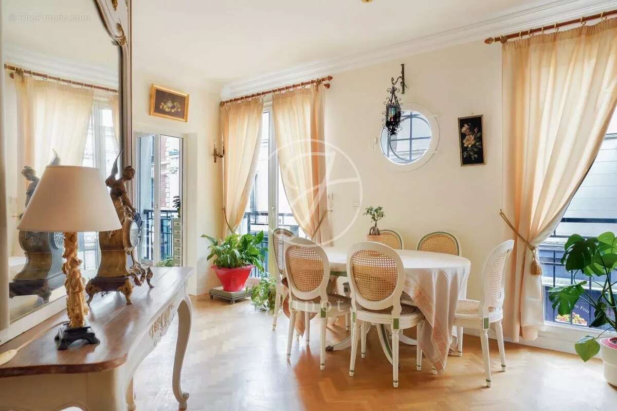 Appartement à LE VESINET