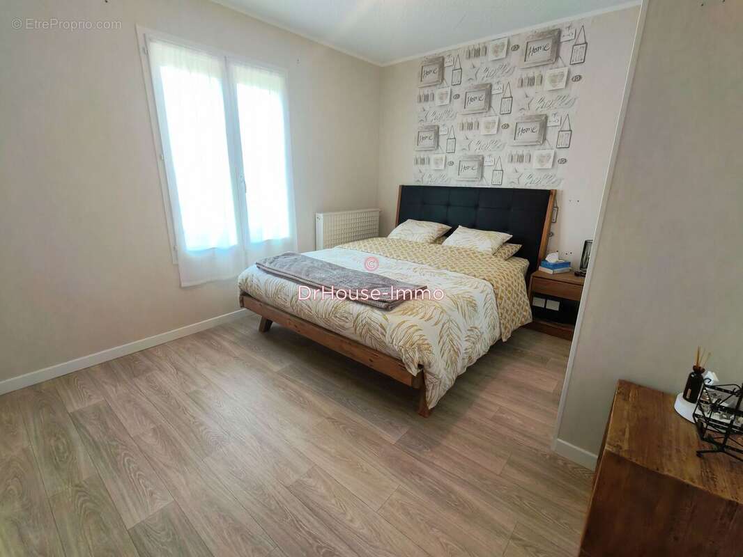Maison à PARIGNE-L'EVEQUE