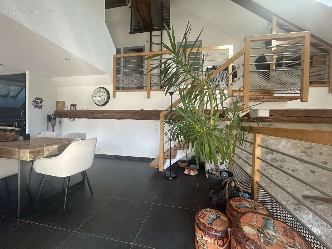 Maison à ALLONZIER-LA-CAILLE