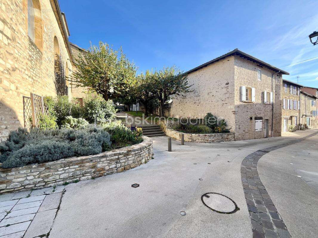 Appartement à POMMIERS