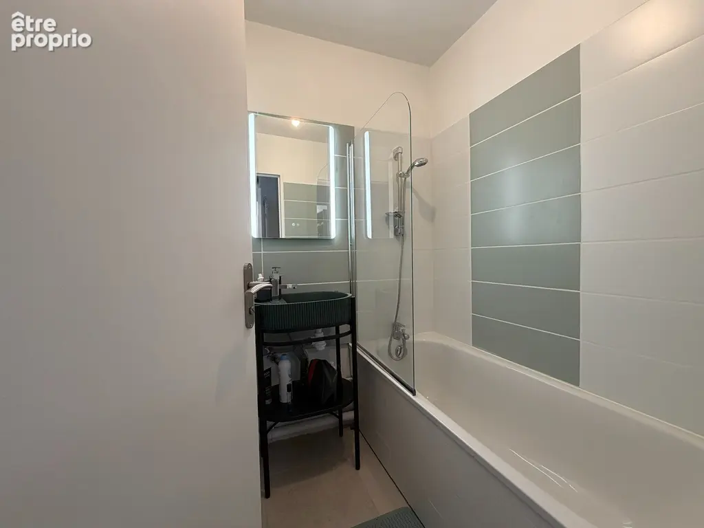 Mérignac - Appartement T4 de 86 m², rénové, avec extérieur et parking - photo 10