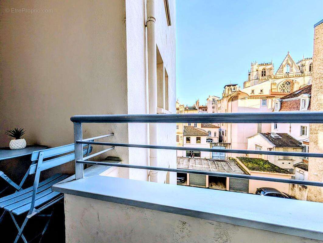 Appartement à LYON-5E