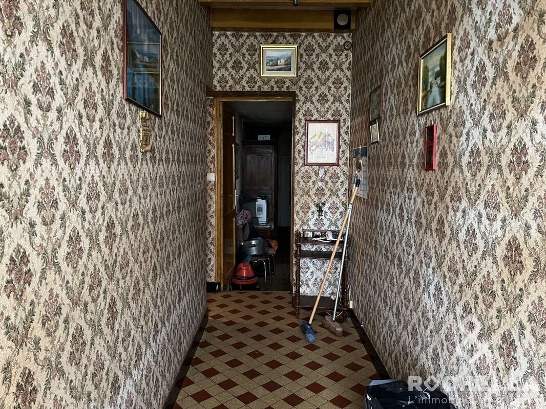 Maison à BURIE