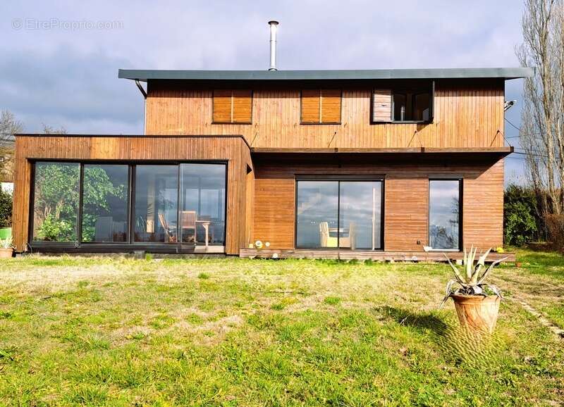 Tavernes(var) maison d'architecte bioclimatique 5 pieces / 2998m² clos - photo 5
