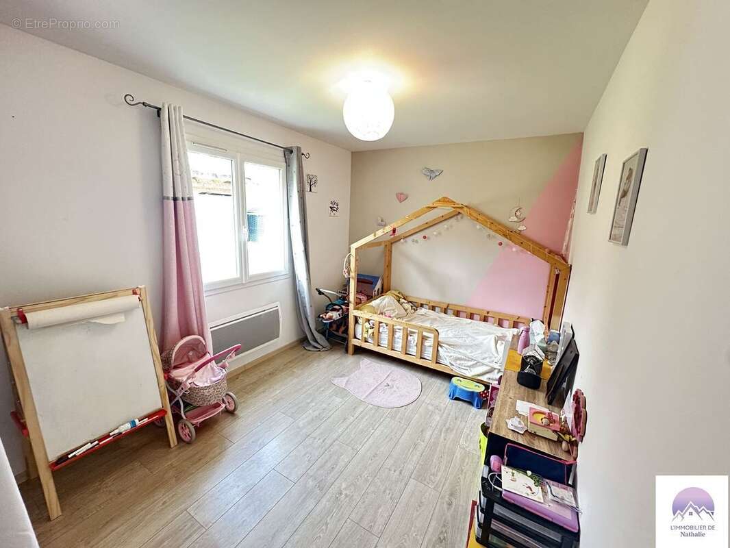 Maison à SAINT-JUST-DE-CLAIX