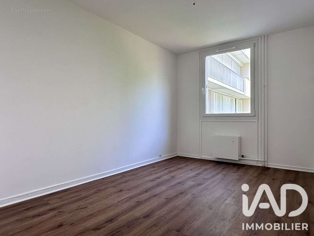 Photo 8 - Appartement à CERGY