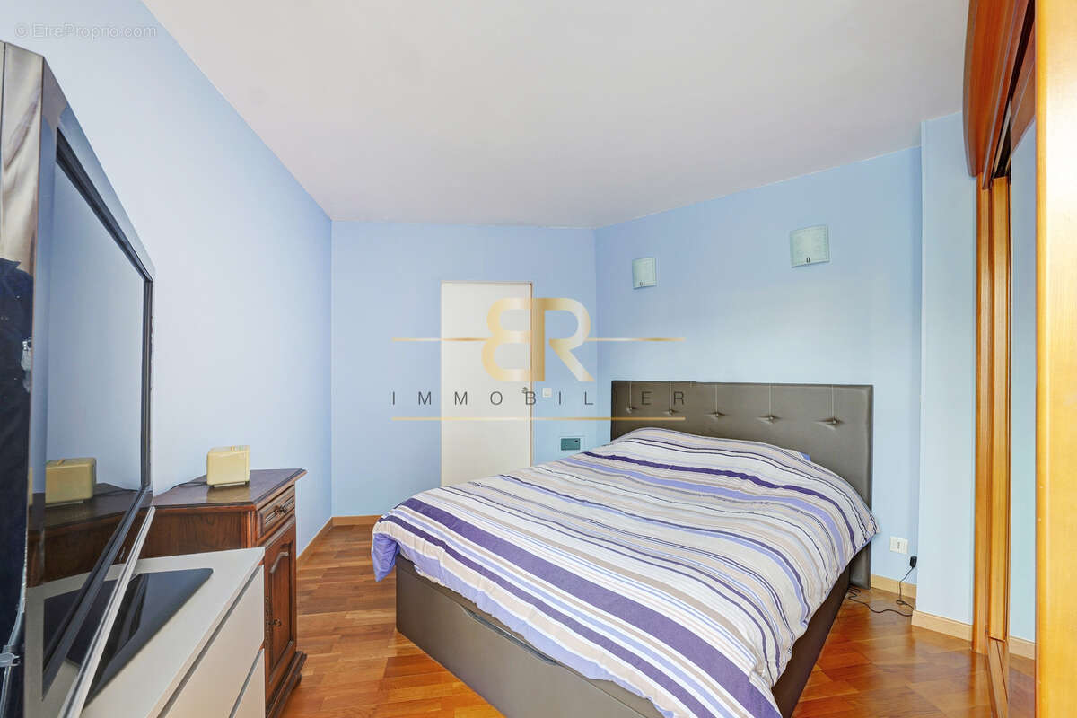 Appartement à LE PLESSIS-BOUCHARD