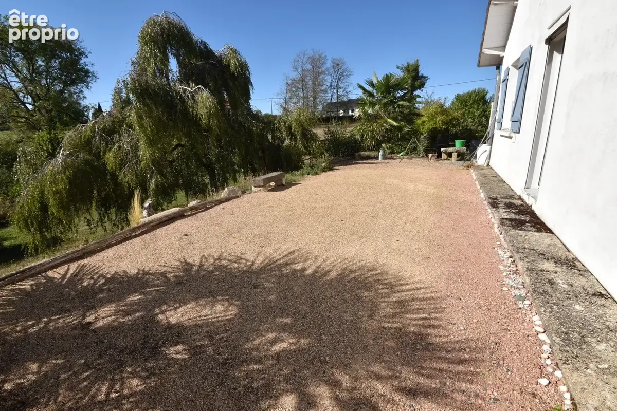 Maison à vendre 5 pièces LA MOTTE SAINT JEAN (71) - photo 9