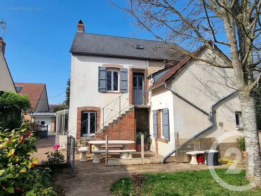Maison à SAVIGNY-EN-SANCERRE