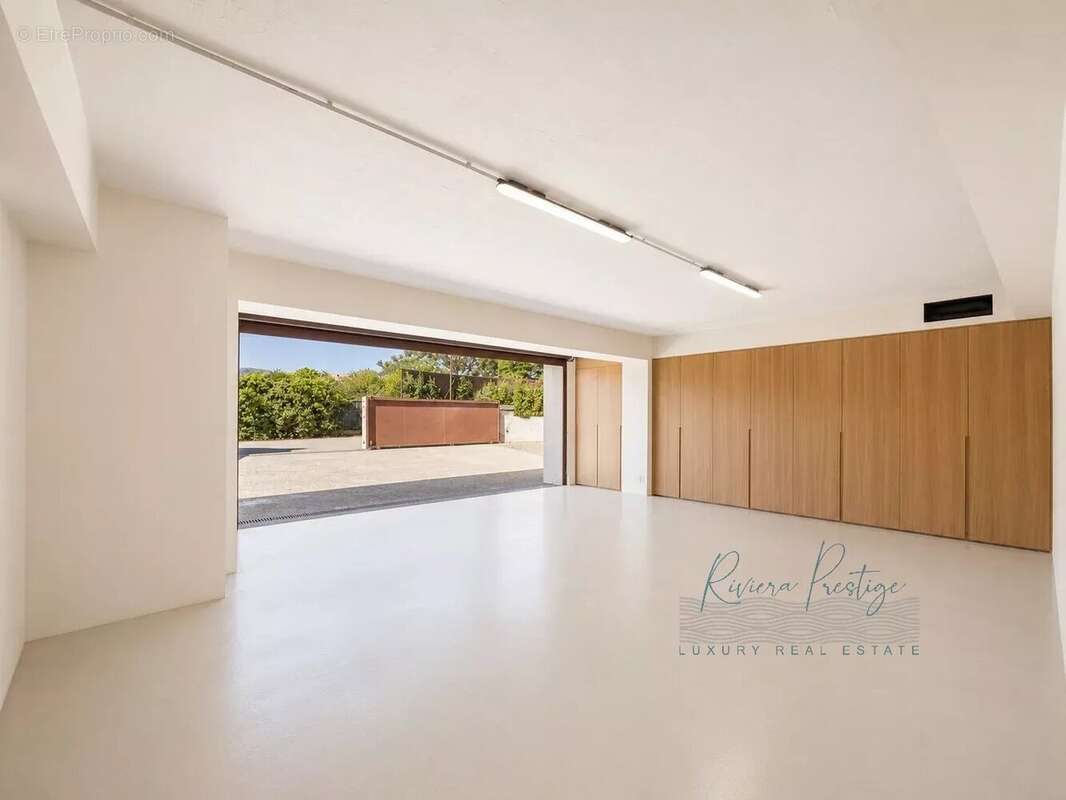 Villa de charme avec vue dans le secteur résidentiel de castellaras - photo 20