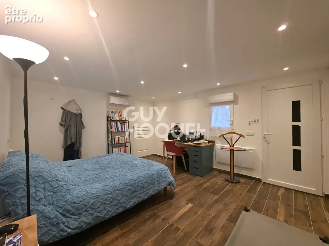 FONTENAY-SOUS-BOIS Maison lumineuse avec 5 chambres, jardin et terrasses - photo 11