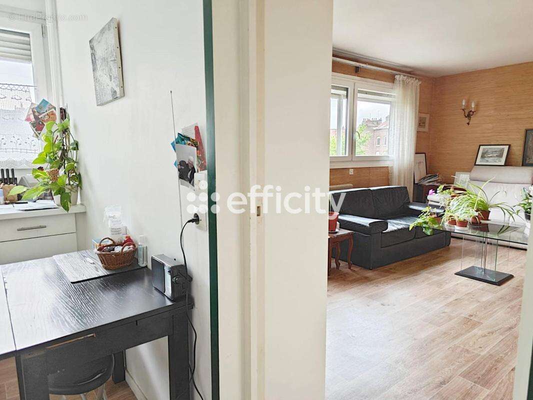 Appartement à LA MADELEINE