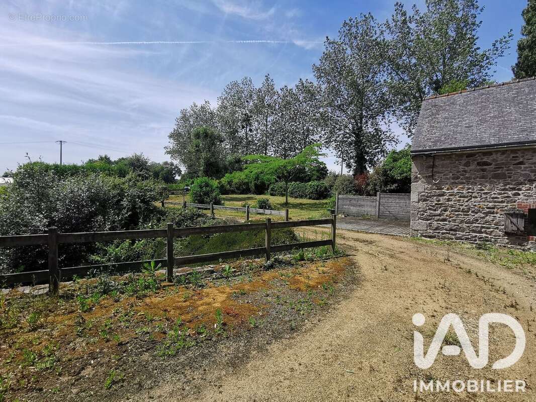 Photo 5 - Maison à QUEMPER-GUEZENNEC