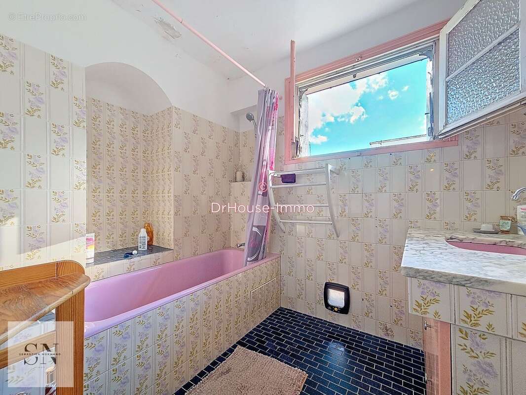 Maison à SAINTE-LIVRADE-SUR-LOT