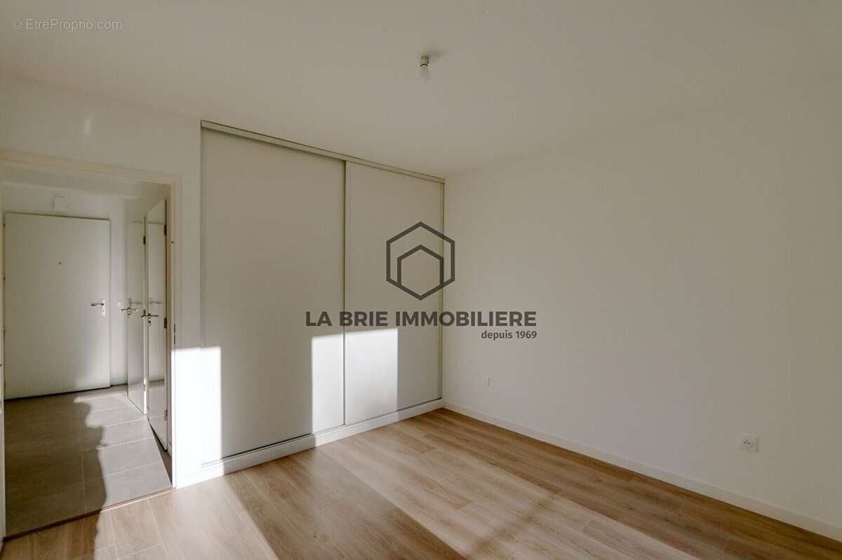 Appartement 51 m² à Rubelles  - photo 7