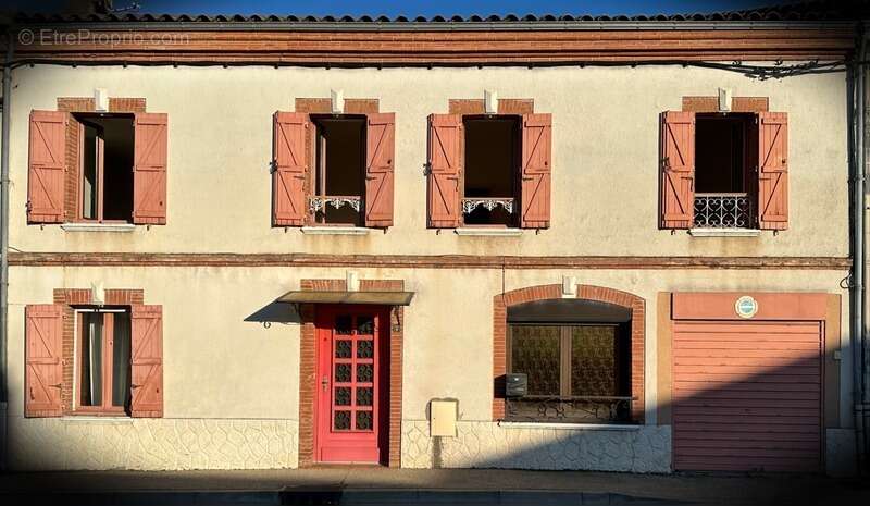 Maison à SAINT-SULPICE