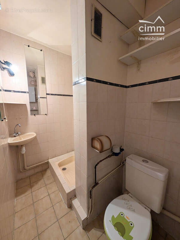 Appartement 62 m² à Fontaine  - photo 8