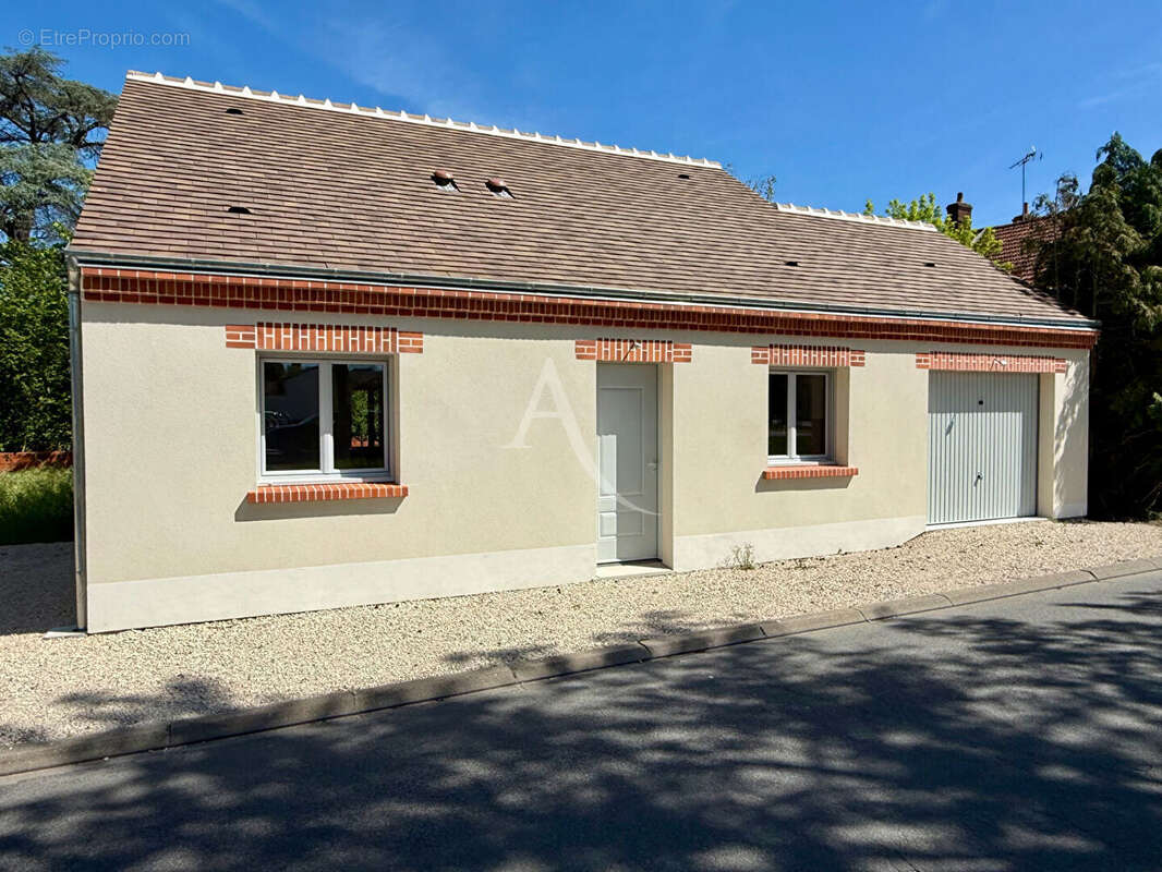 Maison à LA FERTE-SAINT-AUBIN
