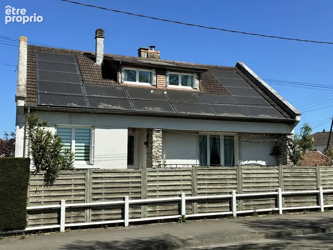 Maison 106 m² à Laval  - photo 3