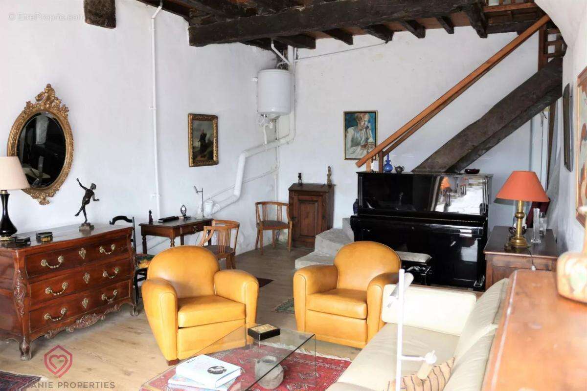 Maison à CARLA-BAYLE