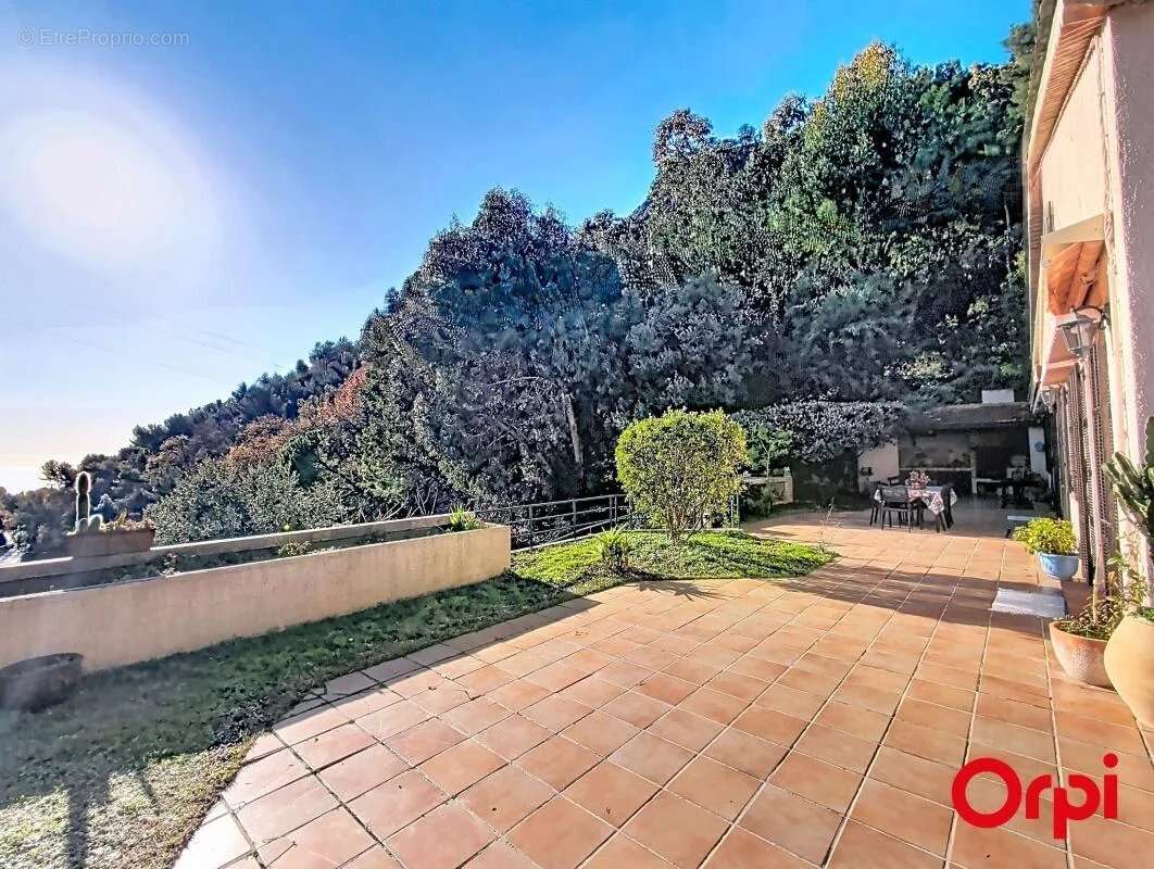 Maison à ROQUEBRUNE-CAP-MARTIN