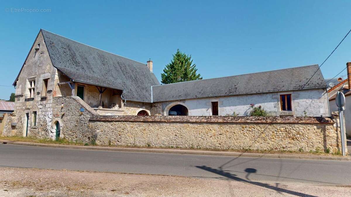 Maison à SAINT-SATUR