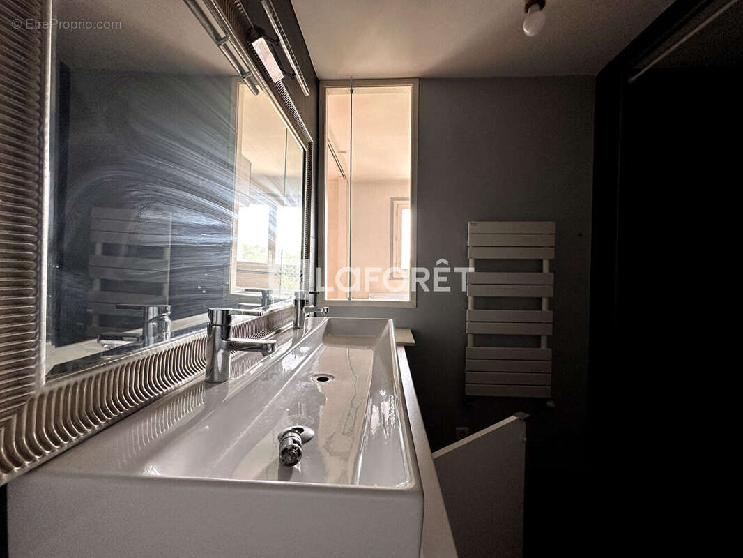 Appartement à NANTERRE