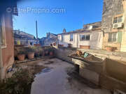 Maison à FONTVIEILLE