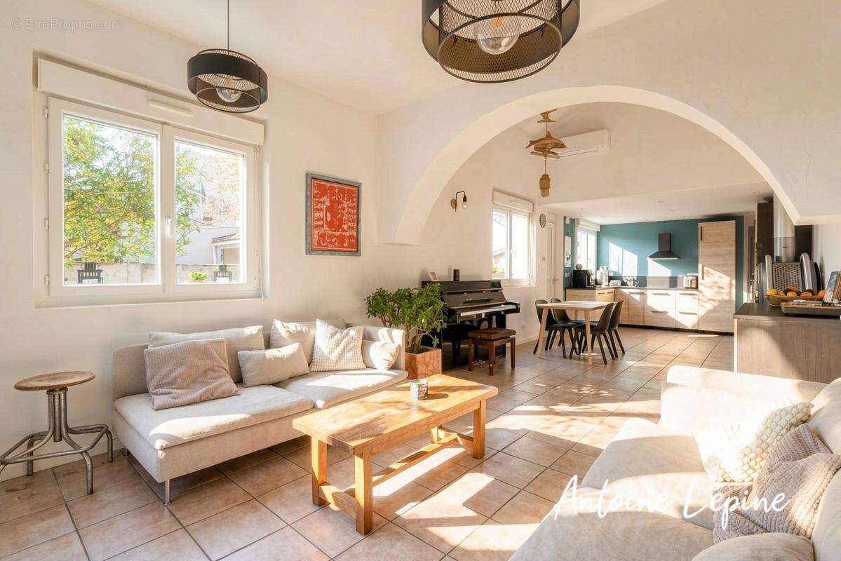 Maison à VENISSIEUX