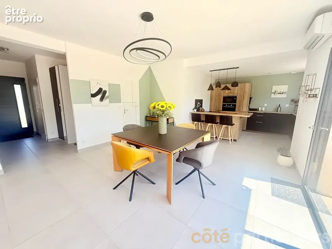 Maison 6 pièces 143 m² à vendre à Veigne (37250) - photo 4