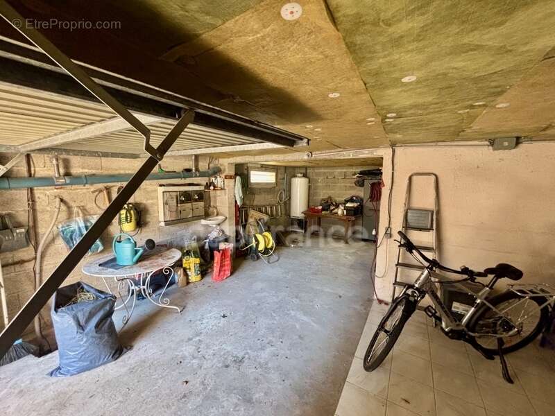 Maison à CHENNEVIERES-SUR-MARNE