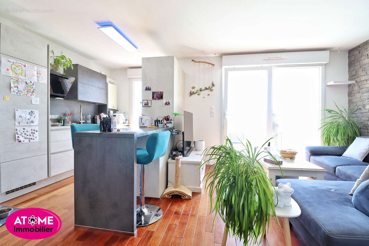 Appartement à SAINT-PRIVAT-LA-MONTAGNE