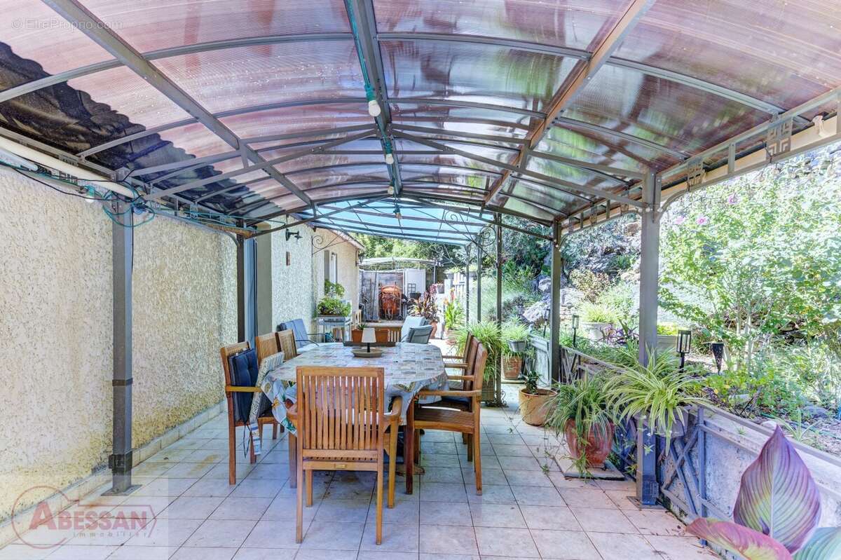 Maison 180 m² à Branoux-Les-Taillades  - photo 5