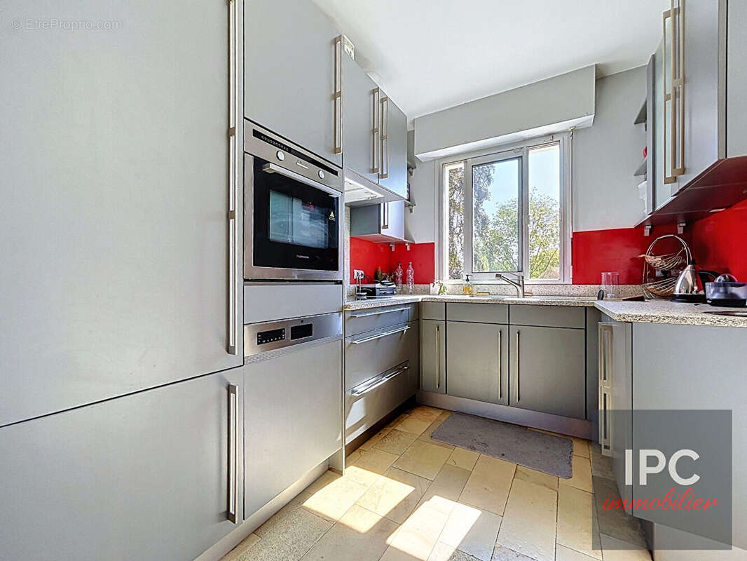 HERBLAY - Pavillon - 135m² - photo 9