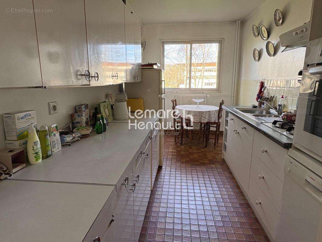Dreux centre en résidence appartement F5 97m² – 2 parkings - photo 4