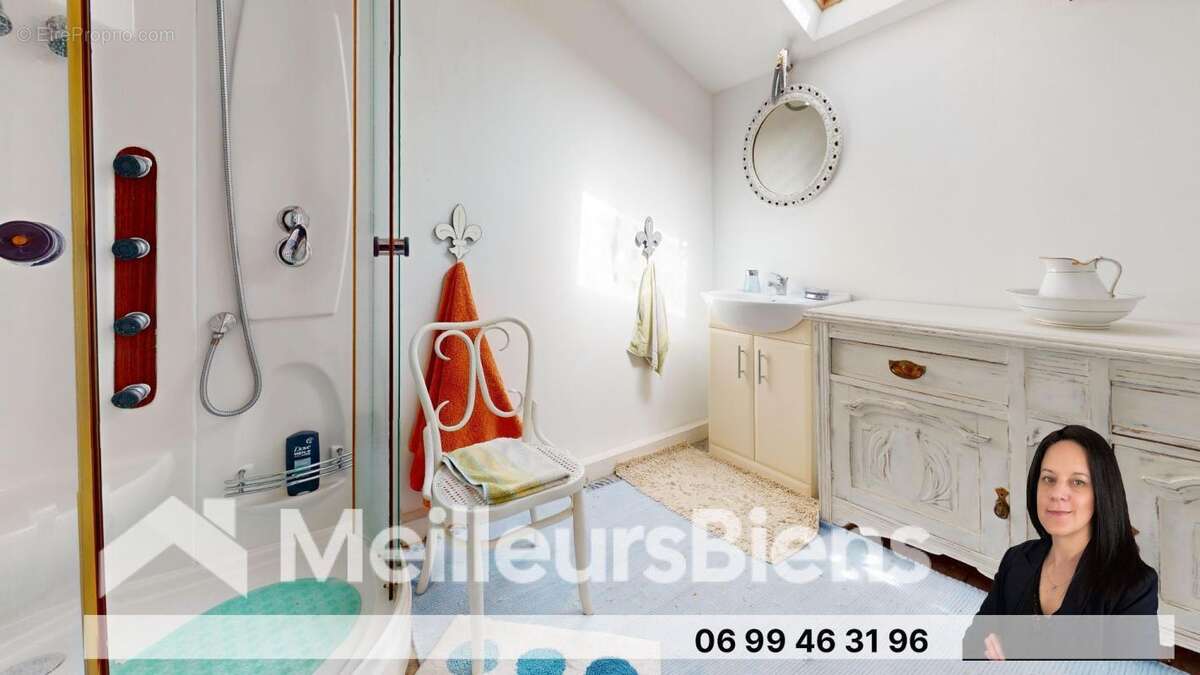 Maison Charentaise à rénover, déjà habitable, grand terrain et dépendances - photo 12