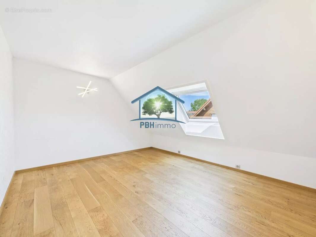 Maison à OBERMODERN-ZUTZENDORF