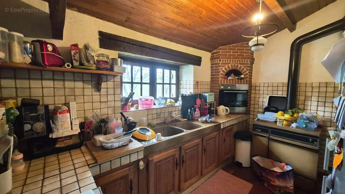 Maison à SAINT-AMAND-DE-VERGT