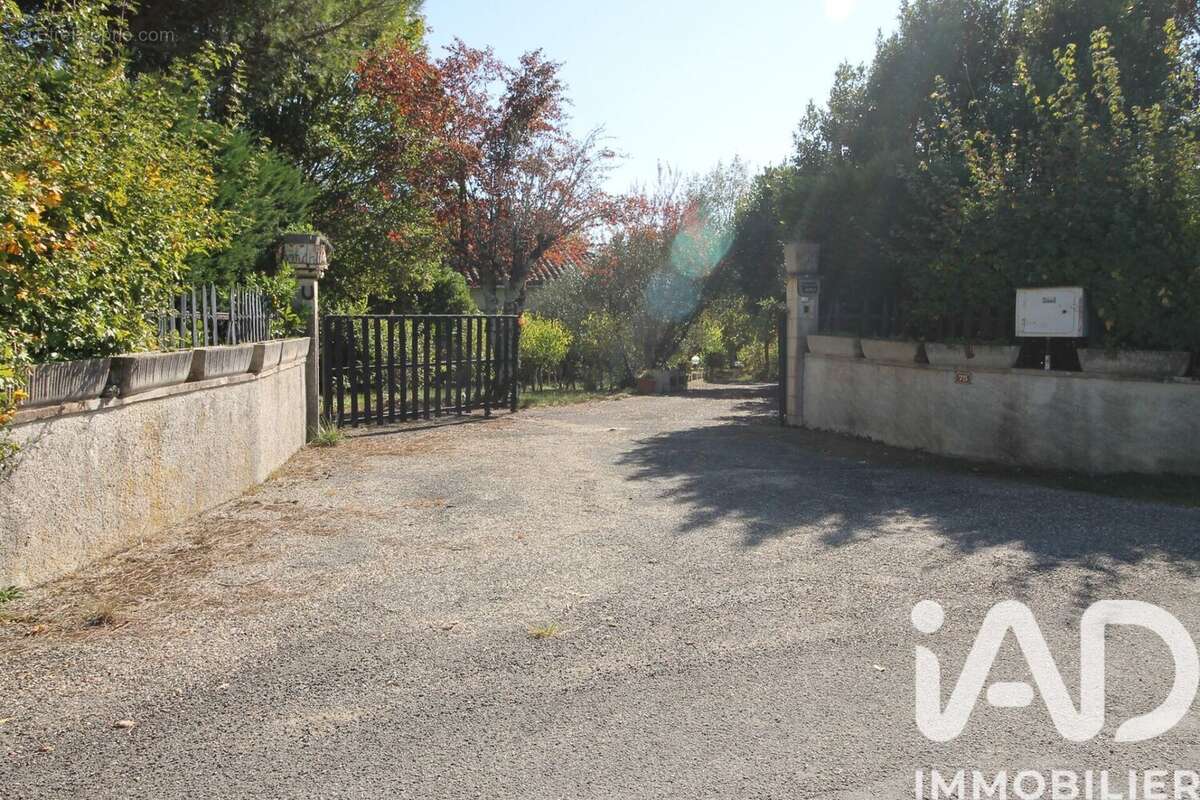 Maison 126 m² à Montbarla  - photo 7