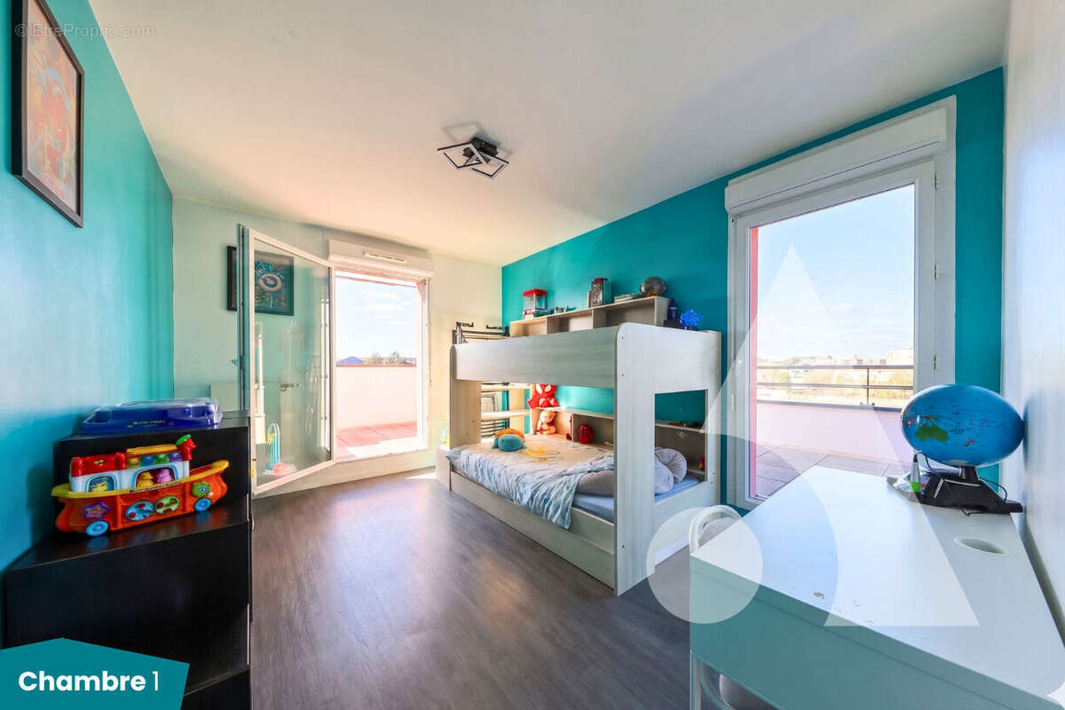 Appartement à CORBEIL-ESSONNES