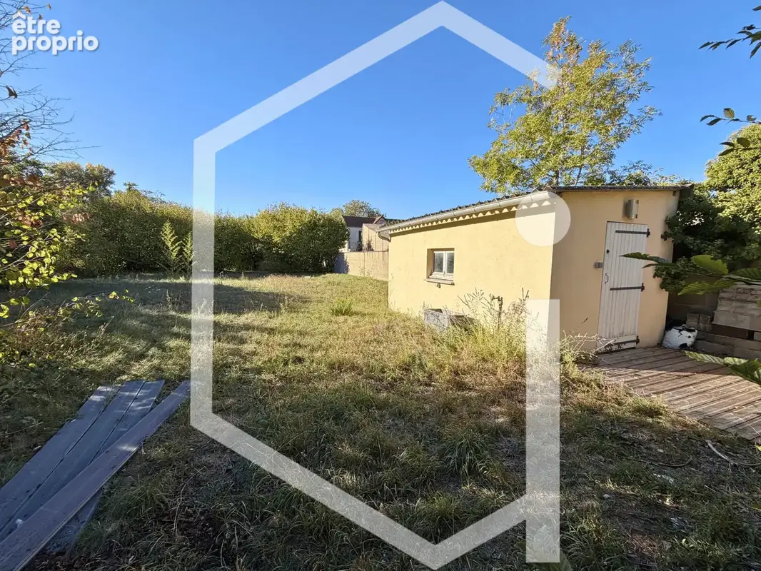 Maison familiale en centre-ville de Cosne-Cours-sur-Loire - photo 17