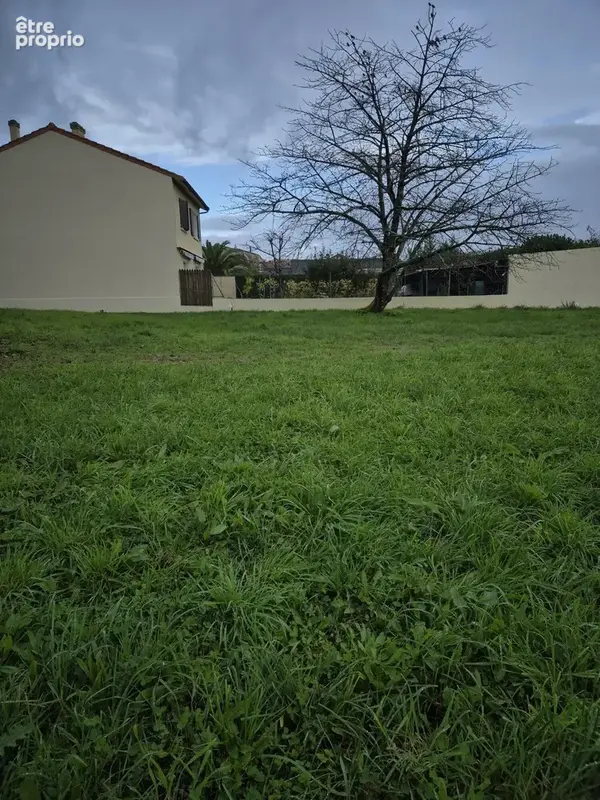 Photo Terrain à Essomes-Sur-Marne au prix de 47 000€