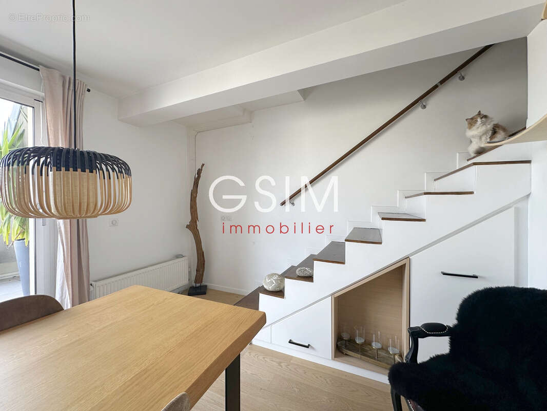 Appartement à SURESNES