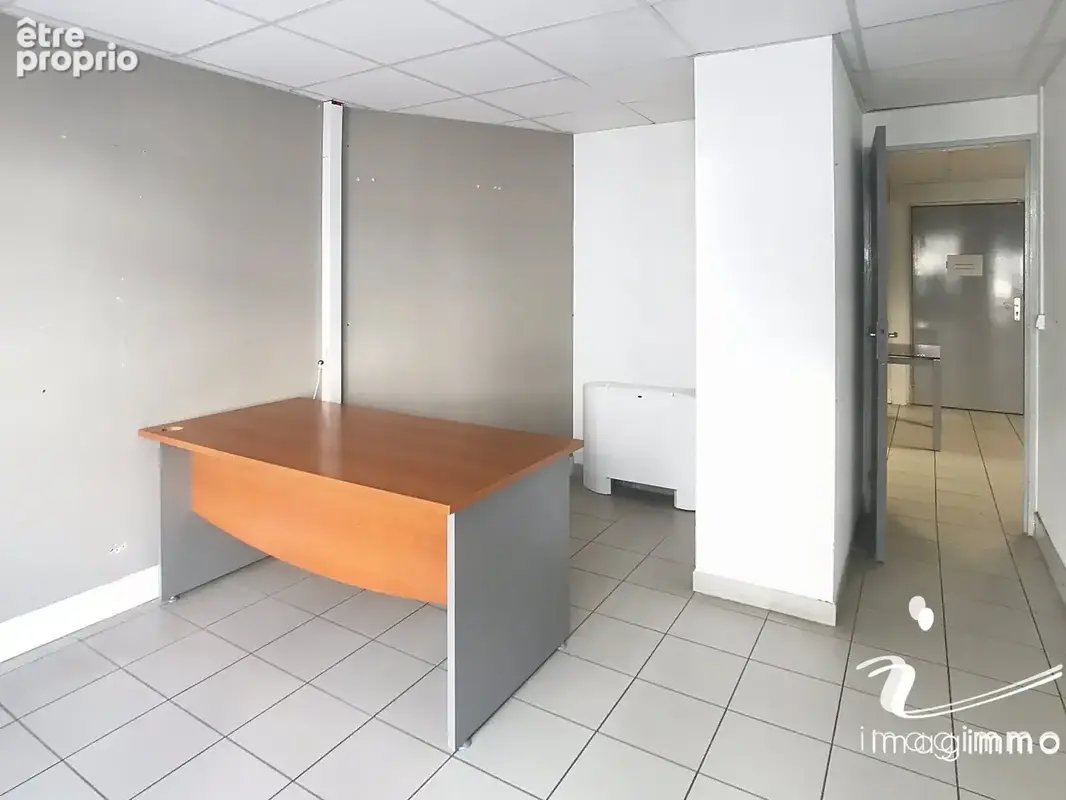 Emplacement rare ! Local commercial 210 m2 ? Quartier Gare Montpellier - photo 8