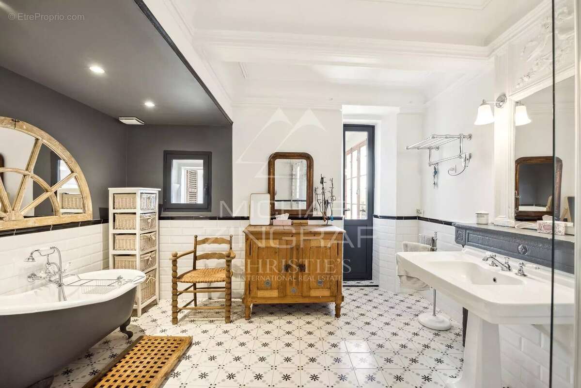 Maison à LA COLLE-SUR-LOUP