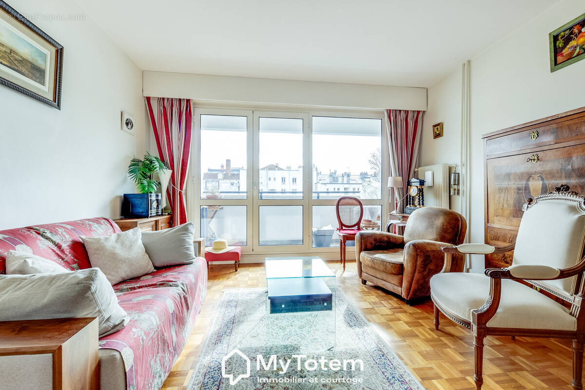 Appartement à ISSY-LES-MOULINEAUX