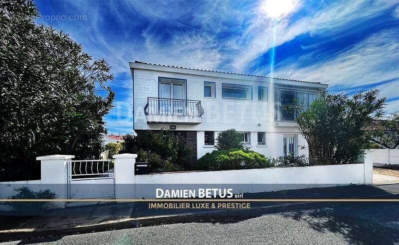 Maison à SAINT-GILLES-CROIX-DE-VIE