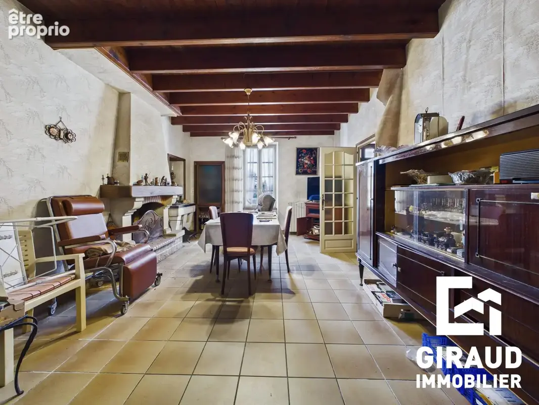 Maison 6 pièces 156 m² à vendre à Fontenay-Le-Comte (85200) - photo 5