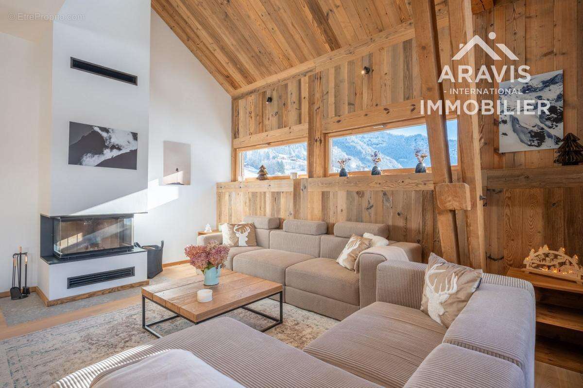 Appartement à LE PETIT-BORNAND-LES-GLIERES